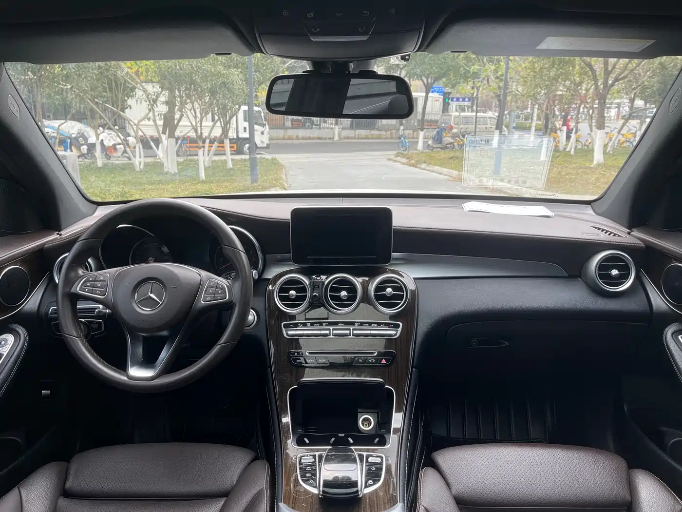 Mercedes-Benz GLC 2017 GLC 260 4MATIC Dynamic фото 10