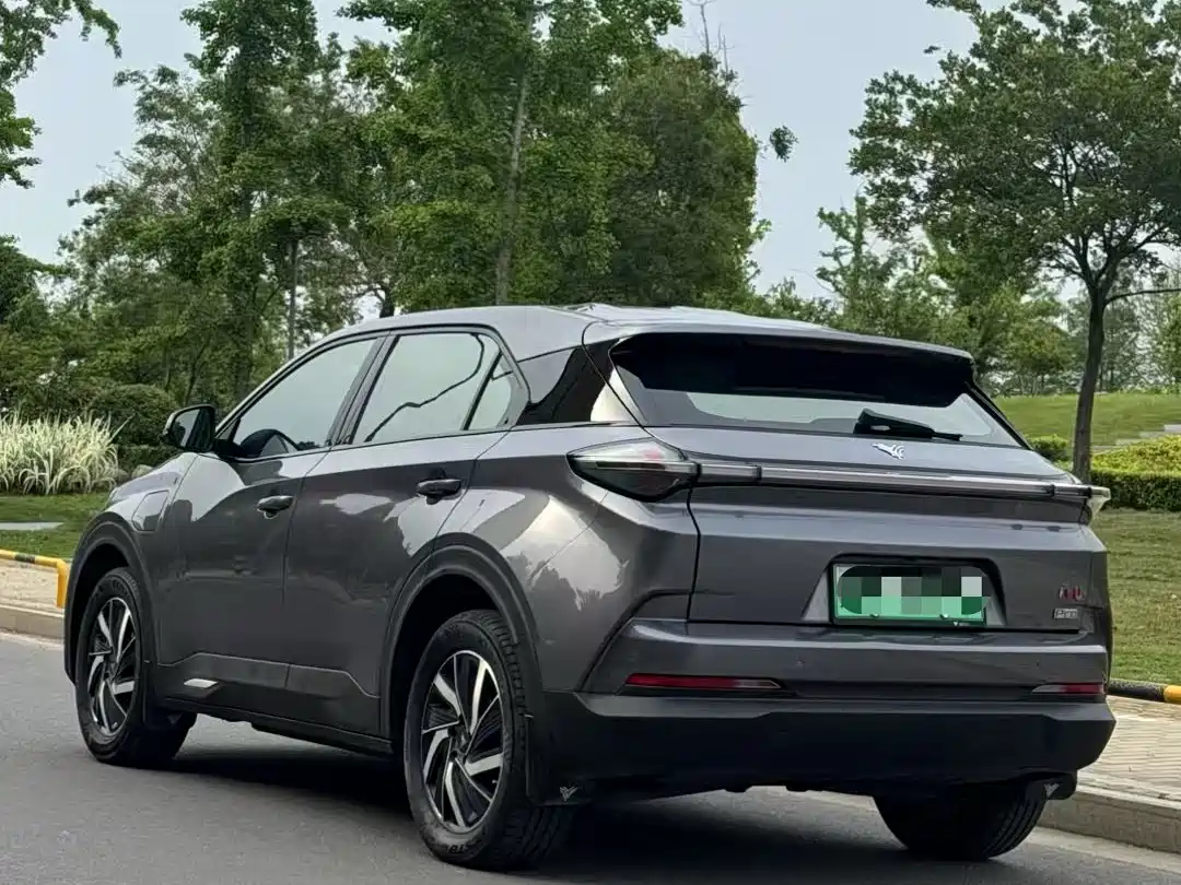 NEZHA AUTOMOBILE NEZHA U