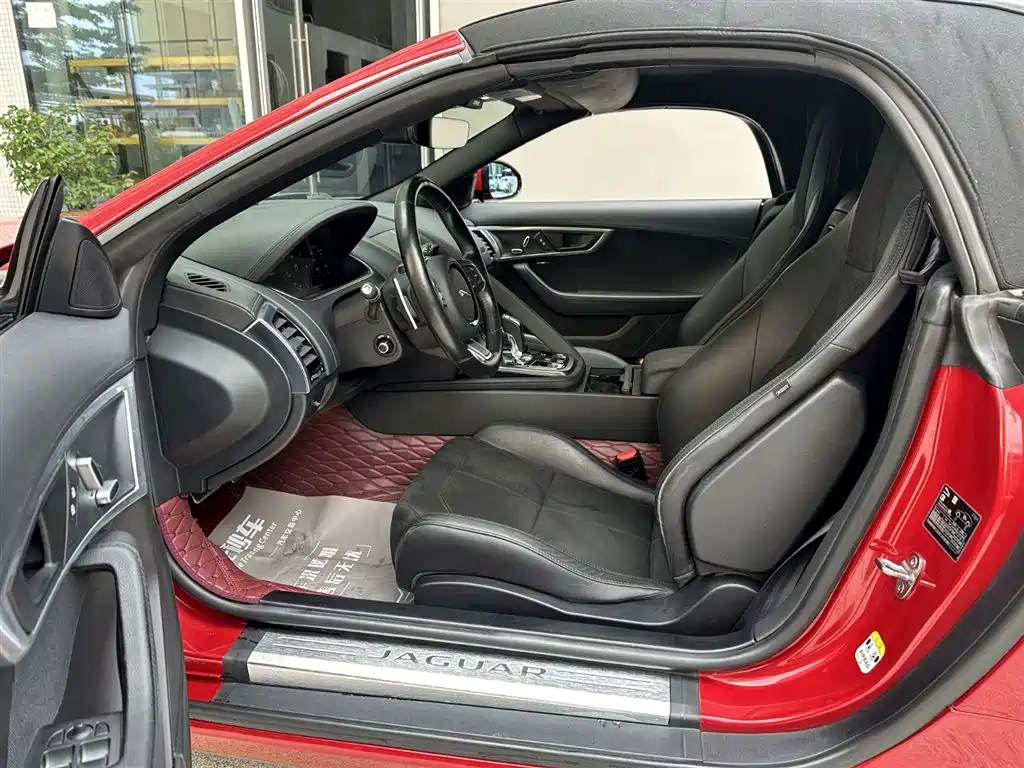 Jaguar F-TYPE 2021 P300 Rear-Wheel Drive Convertible фото 5