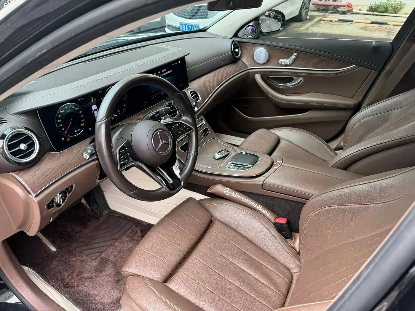 Mercedes-Benz E-Class 2022 E 260 L фото 3