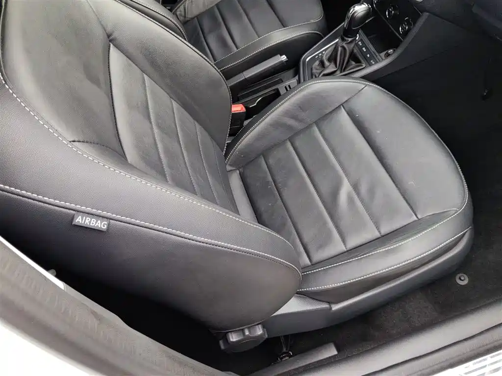 Volkswagen Lavida Tour 2017 230TSI DSG Comfort Edition фото 25