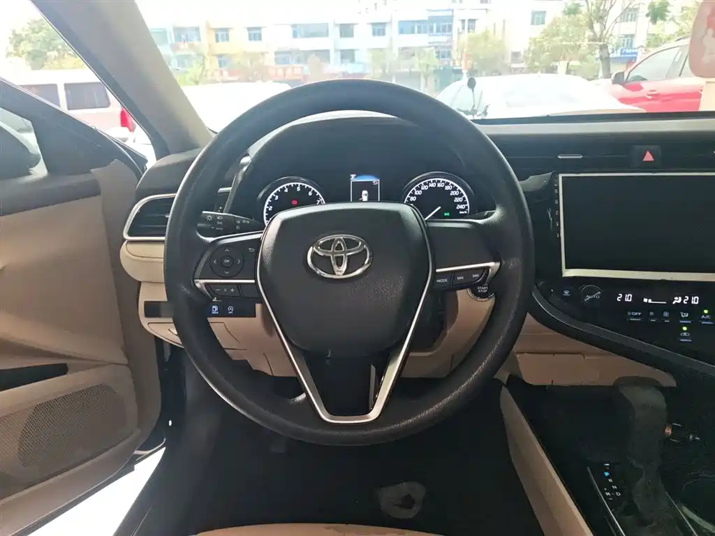 Toyota Camry 2019 2.0E Elite Edition China VI фото 3
