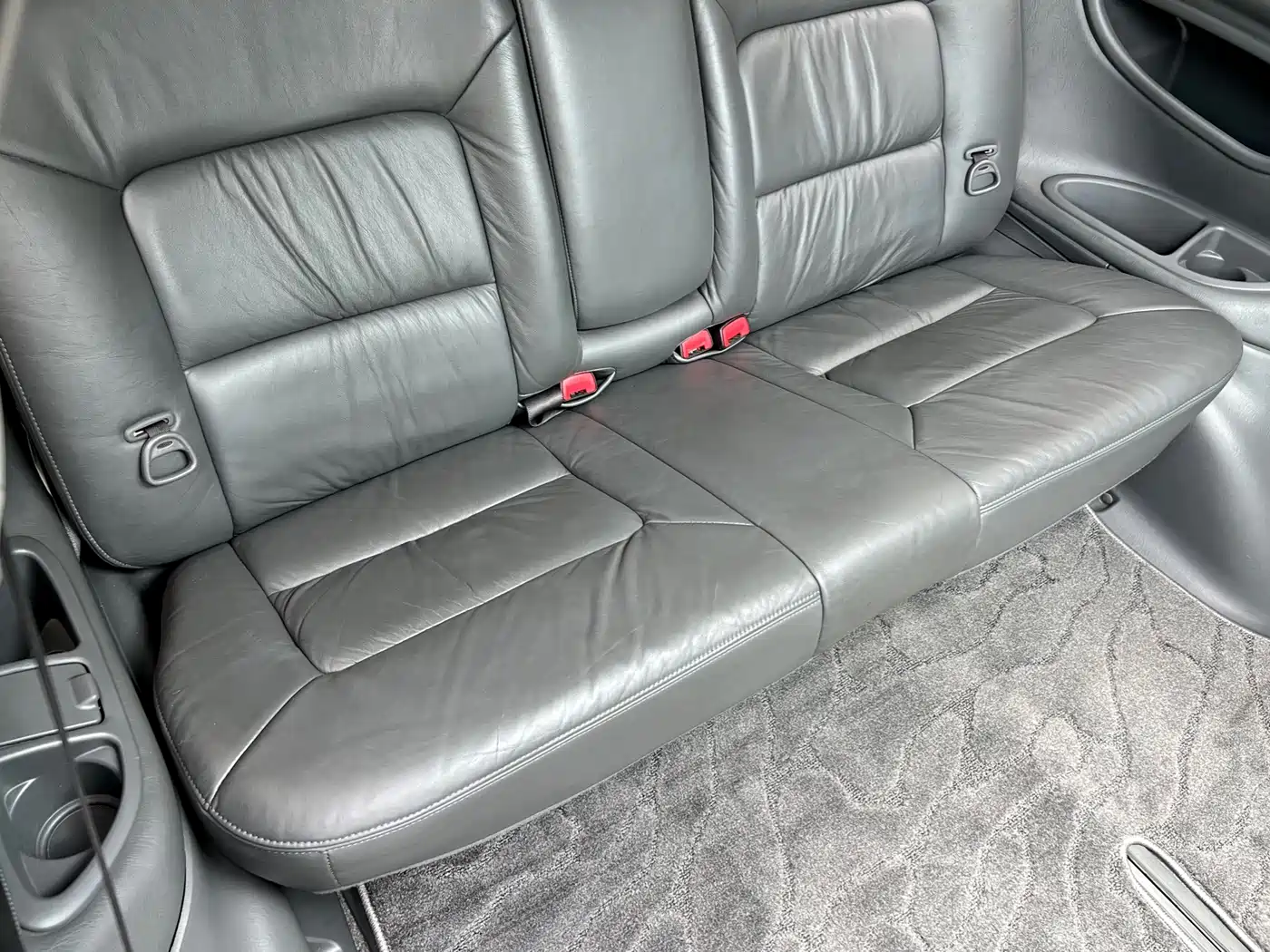 Toyota Previa 2004 2.4L AT фото 16