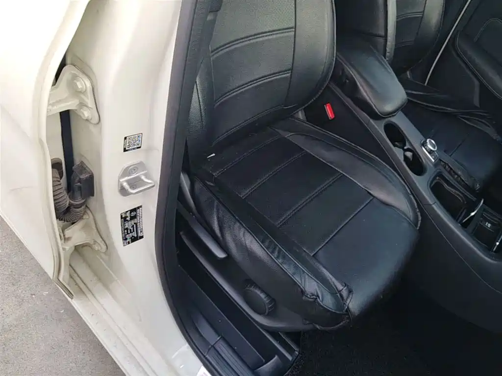 Mercedes-Benz B-Class 2015 B 200 Dynamic фото 25