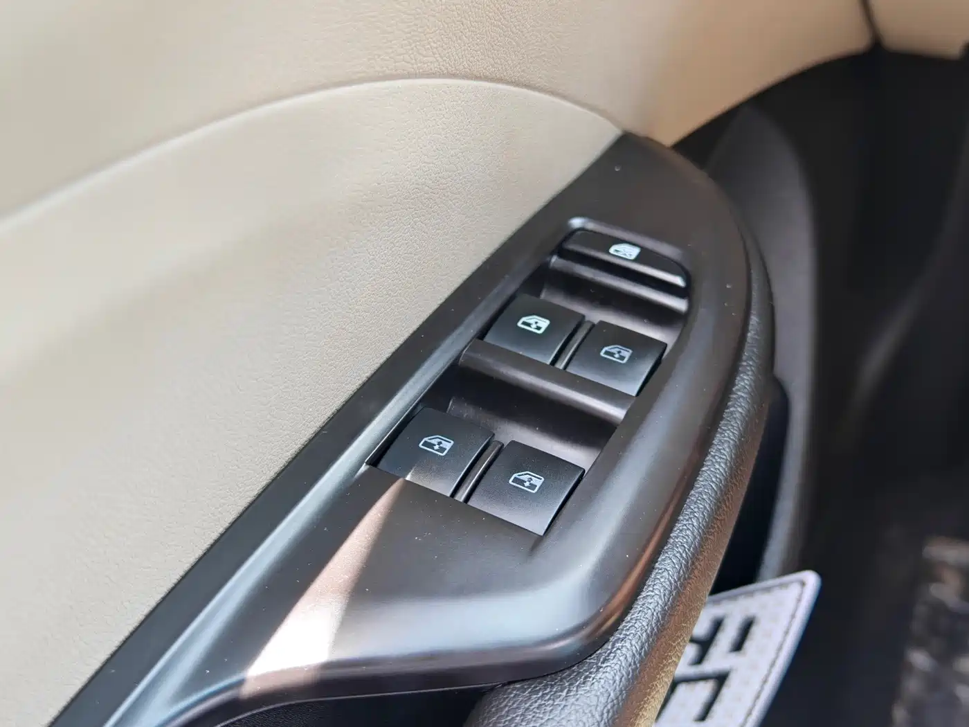 Photo 28 - Buick Excelle