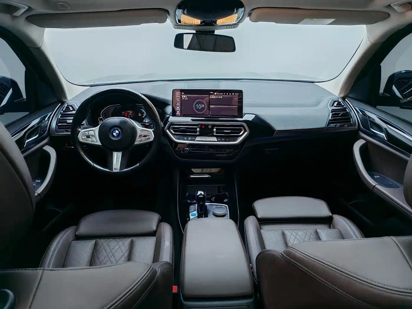 BMW iX3 2022 Leading Edition фото 5