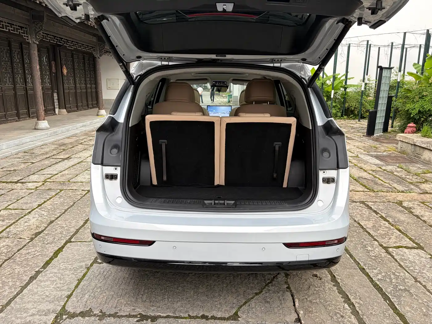 Jetour Shanhai L9 2025 2025 Model 1.5TD 2DHT Flagship 6-Seater