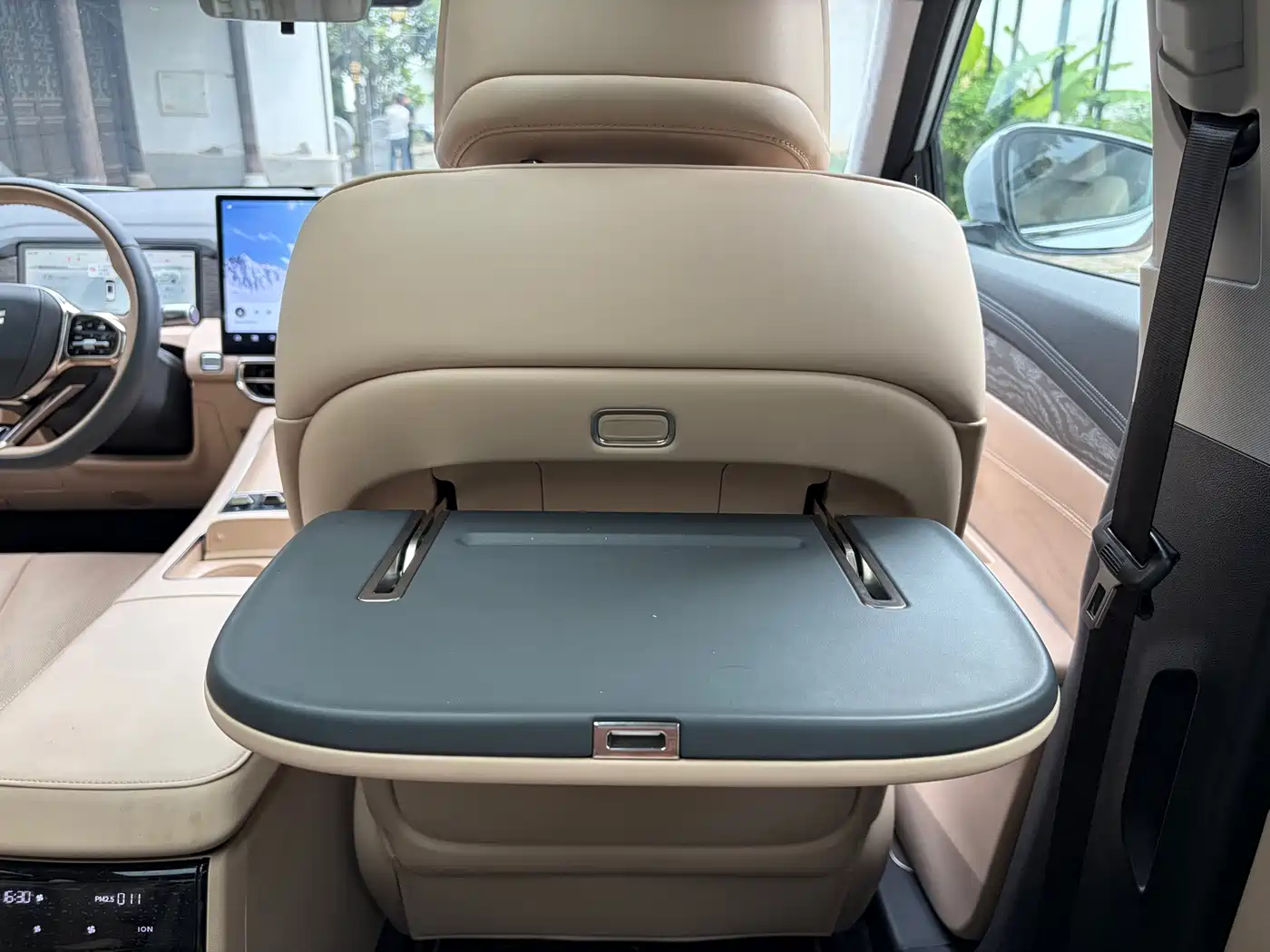 Jetour Shanhai L9 2025 2025 Model 1.5TD 2DHT Flagship 6-Seater