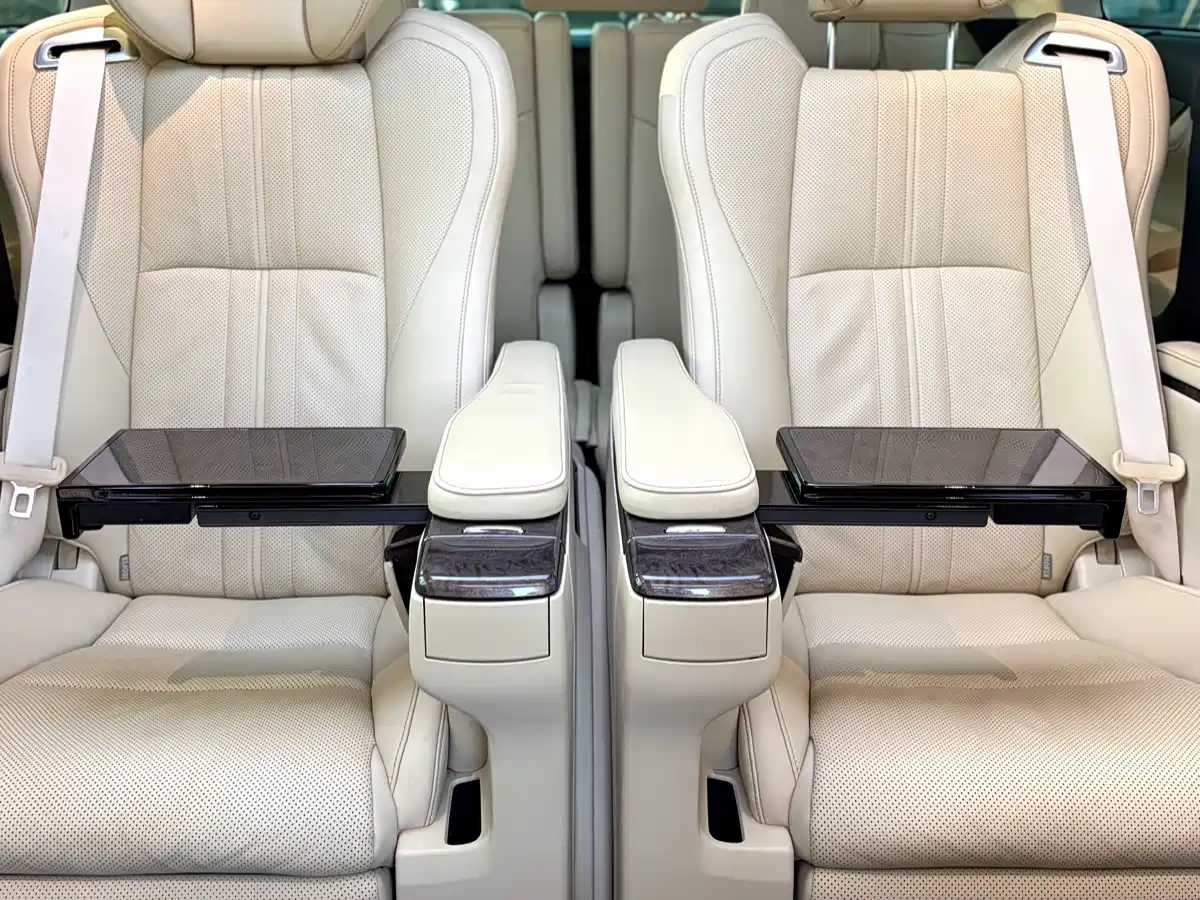 Toyota Vellfire 2021 Crown Hybrid 2.5L HV Supreme Edition фото 20