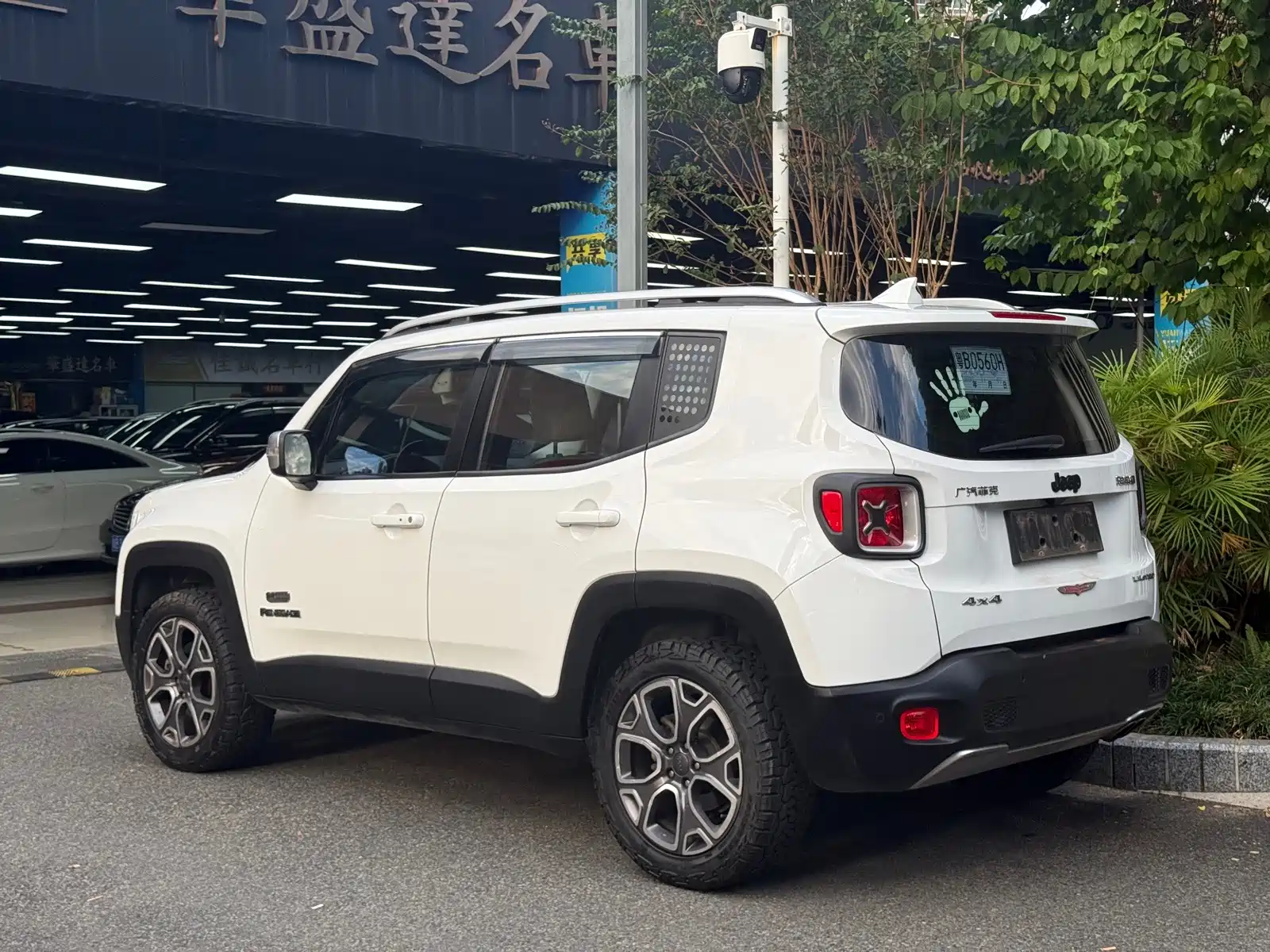 Фото 4 - Jeep Renegade