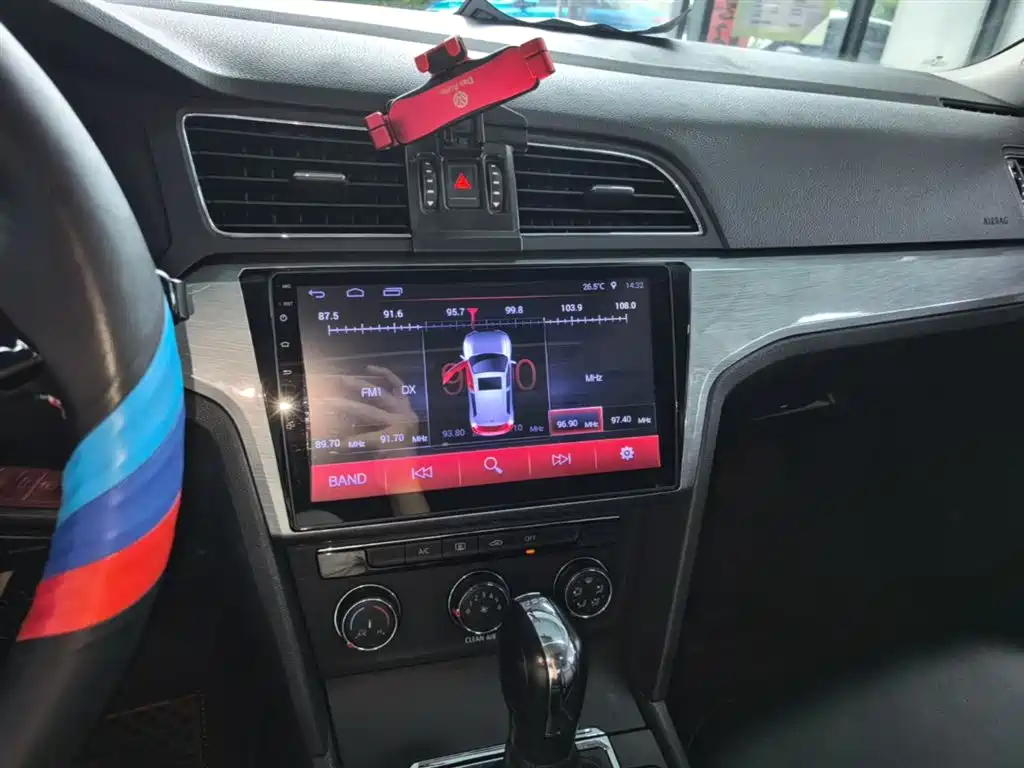 Volkswagen Lamando 2017 230TSI DSG Trend Edition фото 13