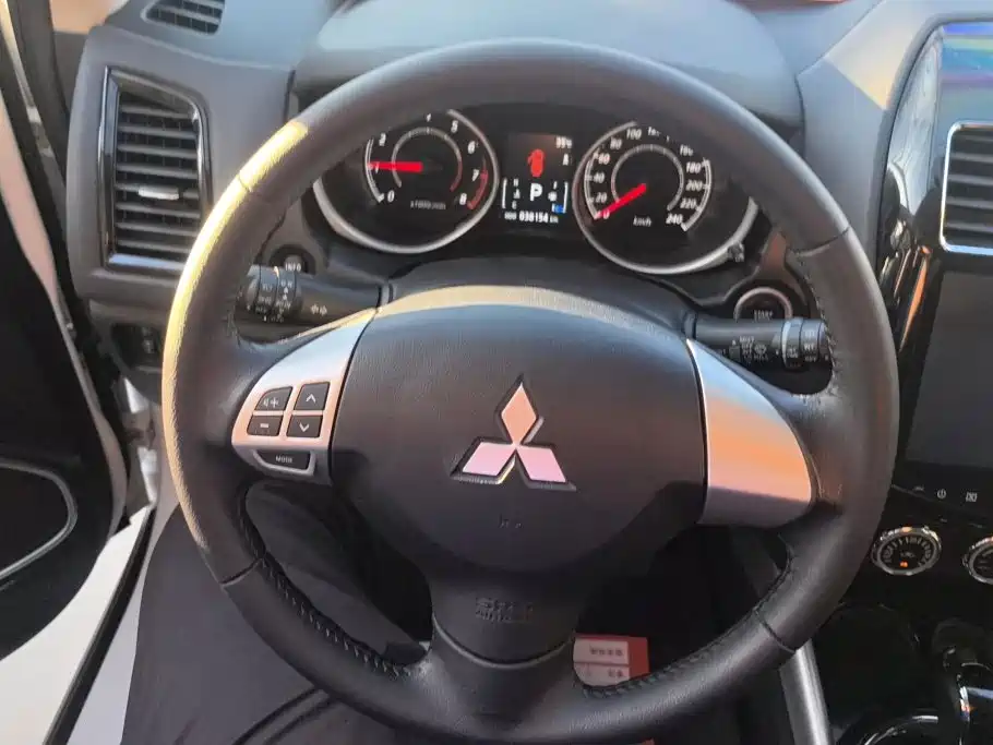 Mitsubishi ASX 2020 2018 2.0L CVT 2WD Smart Orange Edition