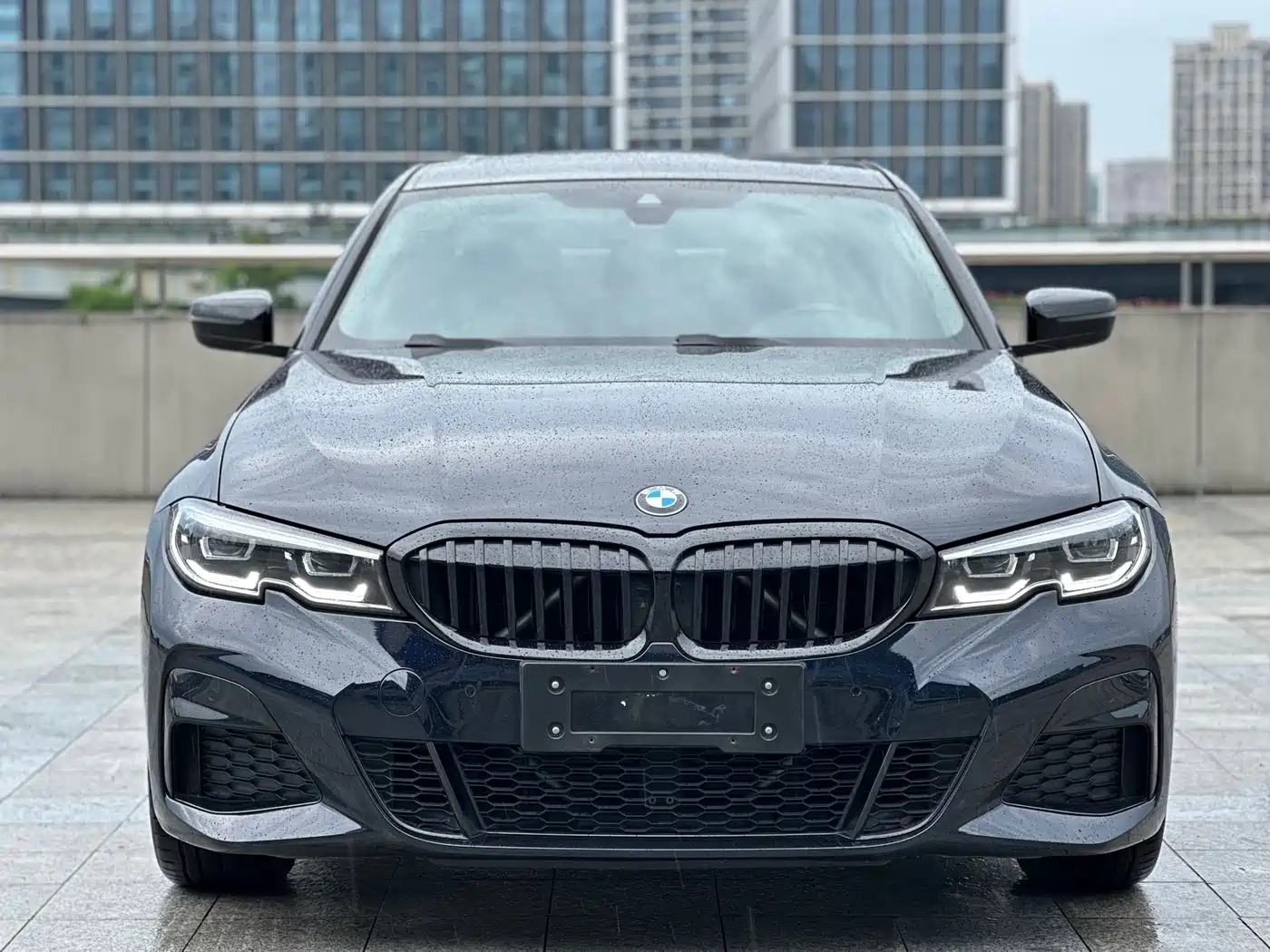 BMW 3 Series 2022 325Li M Sport Shadow Edition фото 2