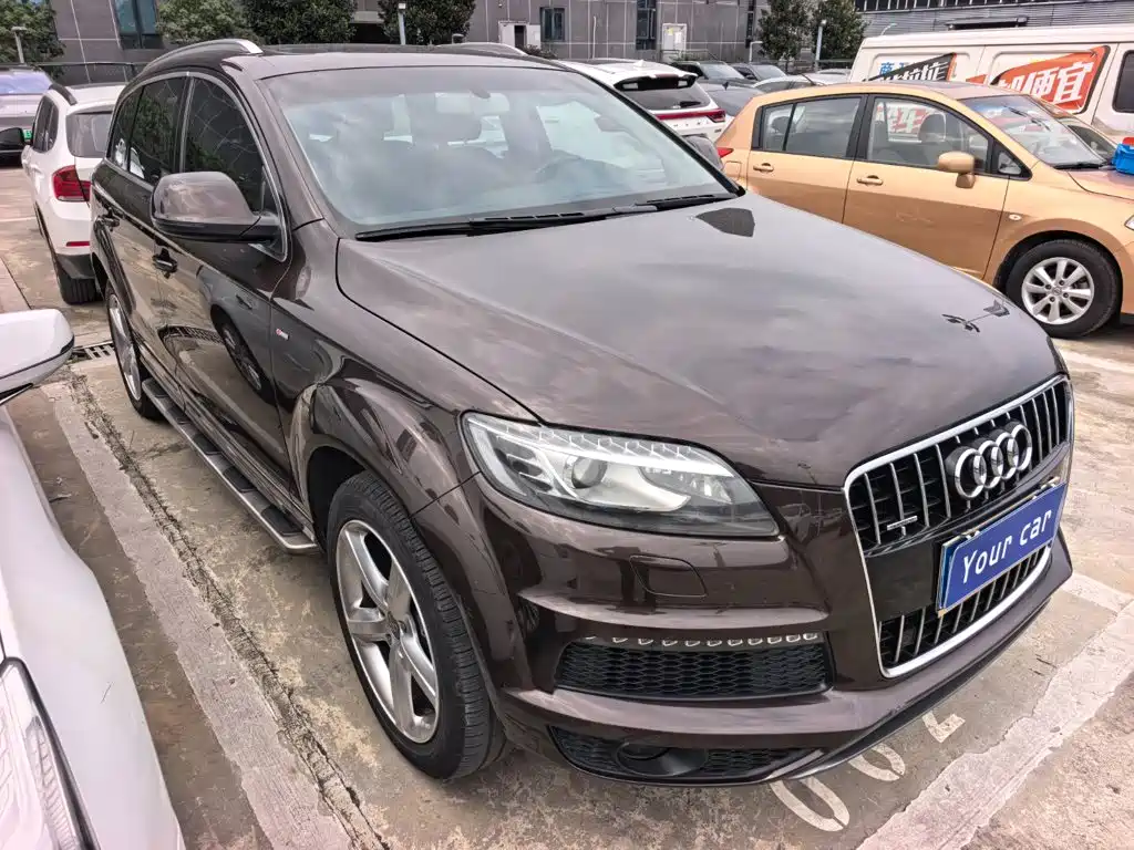 Фото 3 - Audi Q7