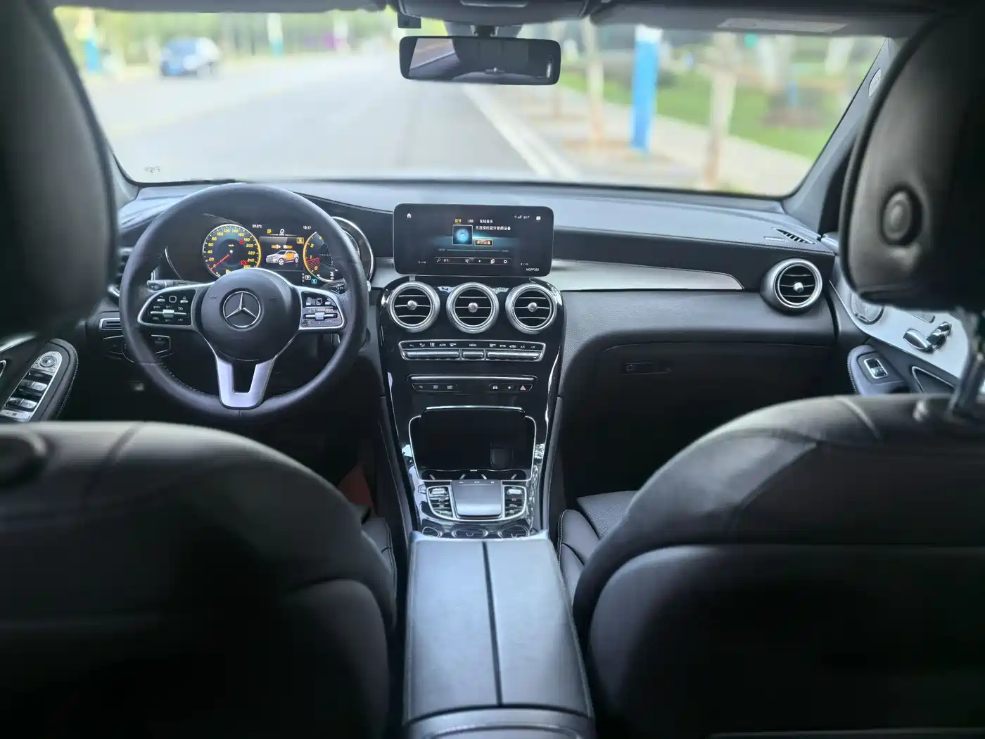 Mercedes-Benz GLC 2020 GLC 260 L 4MATIC Dynamic фото 8