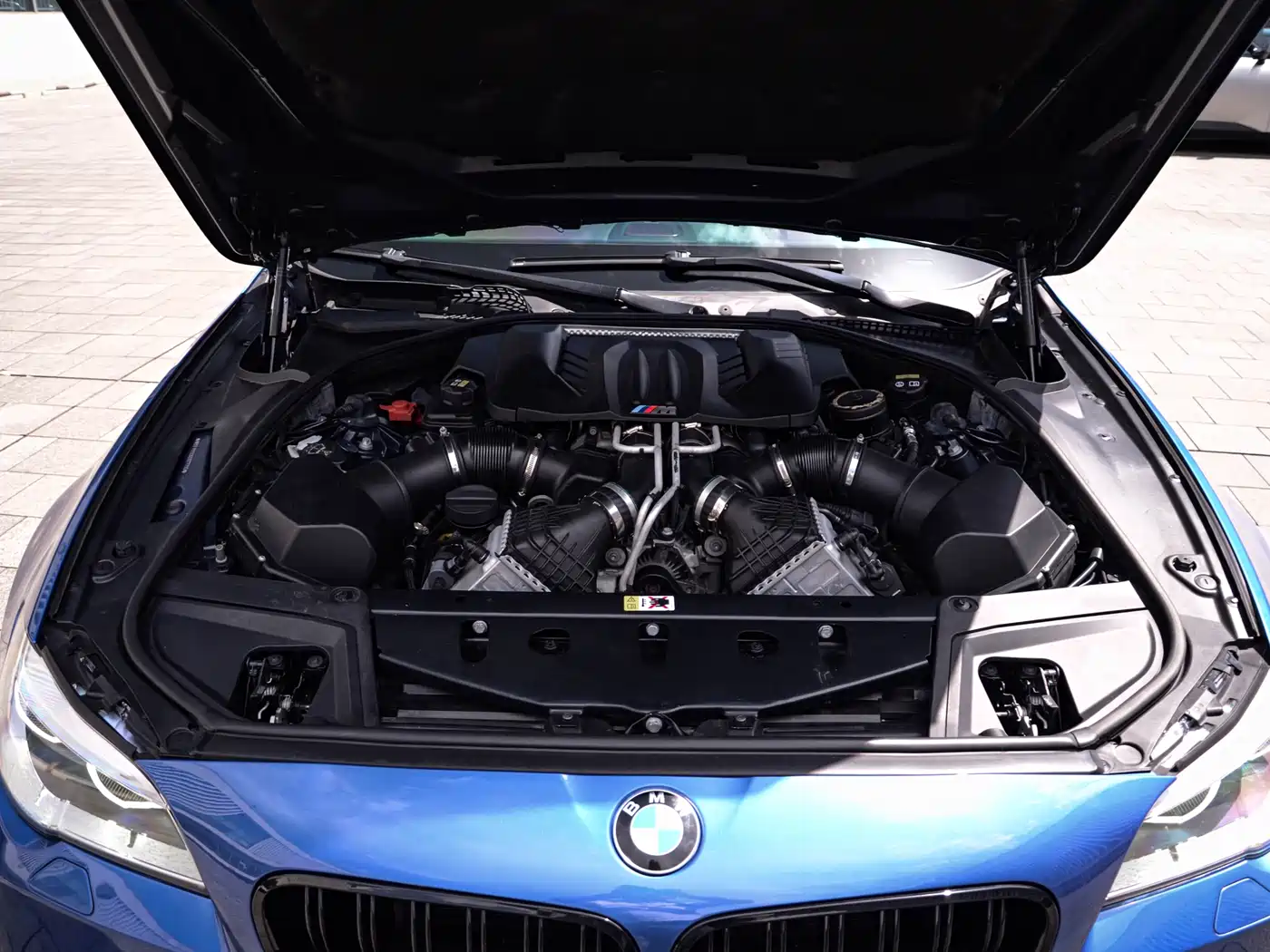 BMW M5 2014 M5 фото 12