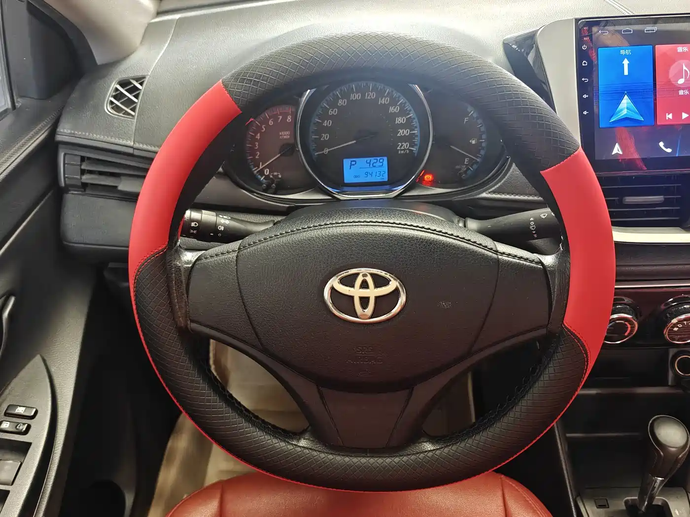 Toyota YARiS L Zhi Xiang 2017 1.5E CVT Charming Edition фото 8