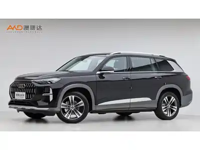 Audi Q6
