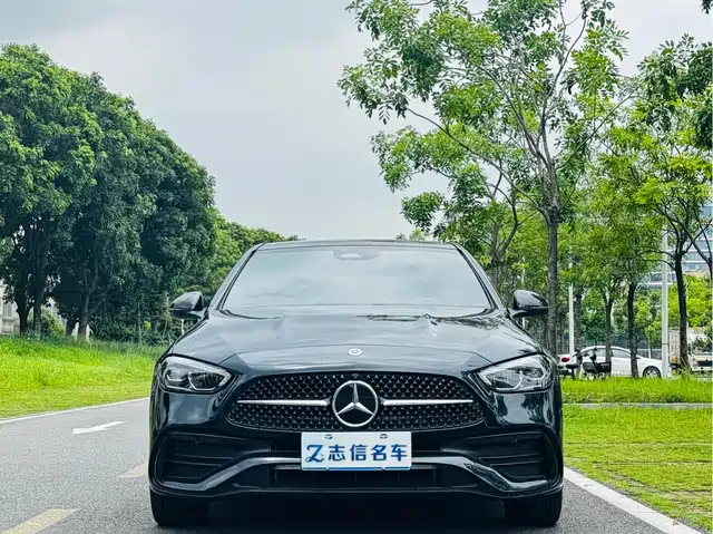 Mercedes-Benz C-Class 2025 Facelift C 260 L Night Sport Edition — фото 3
