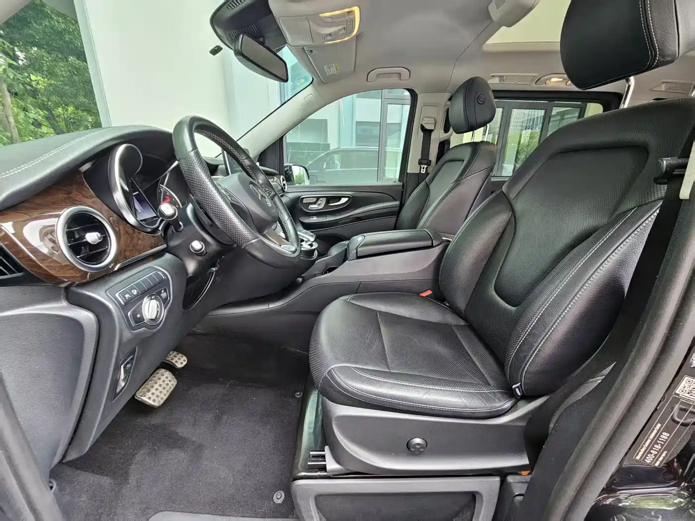 Mercedes-Benz V-Class 2018 V 260 Premium Edition China VI фото 12