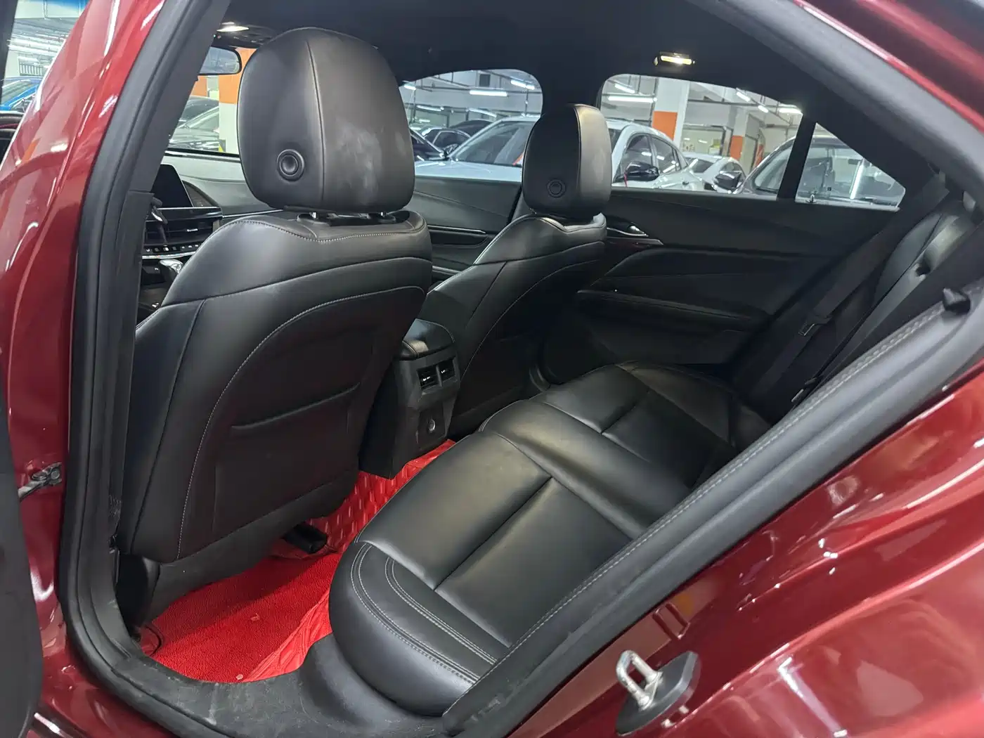 CADILLAC CT4