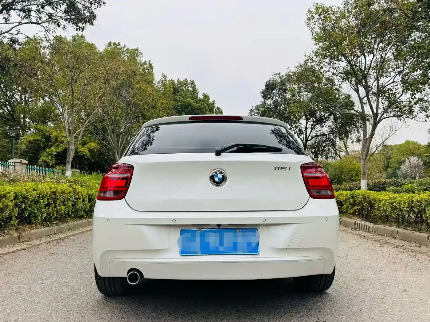 BMW 1 Series (Import) 2013 Facelift 116i Urban Model фото 5