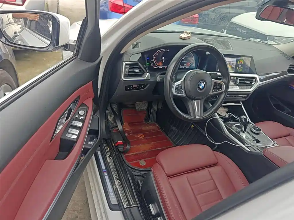 BMW 3 Series 2021 325Li M Sport Package фото 16