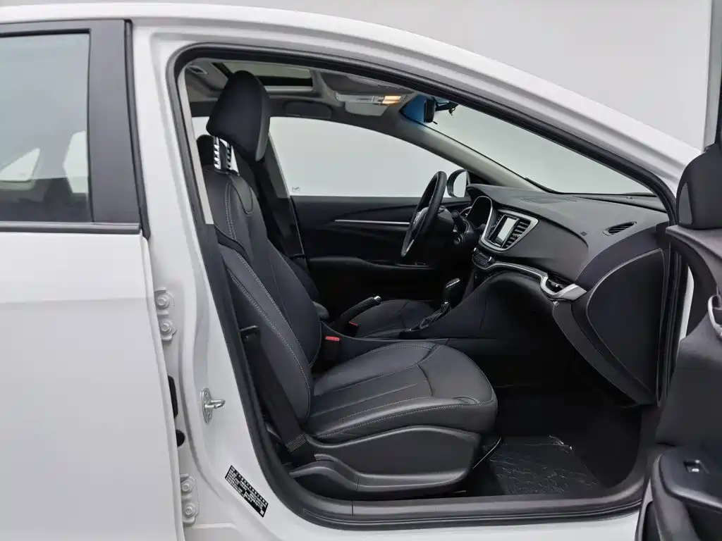 Фото 23 - Buick Excelle