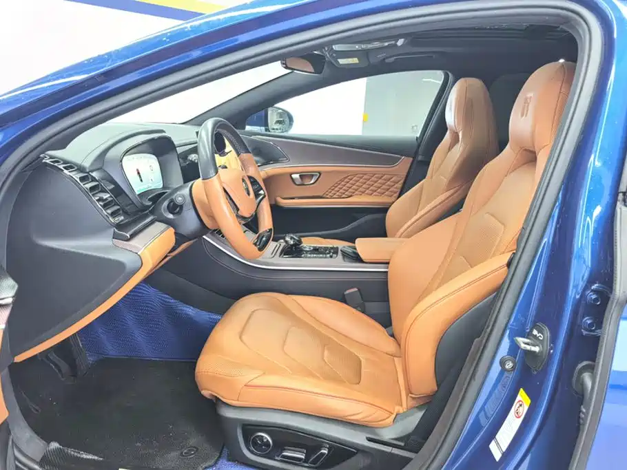 Фото 9 - BYD Han