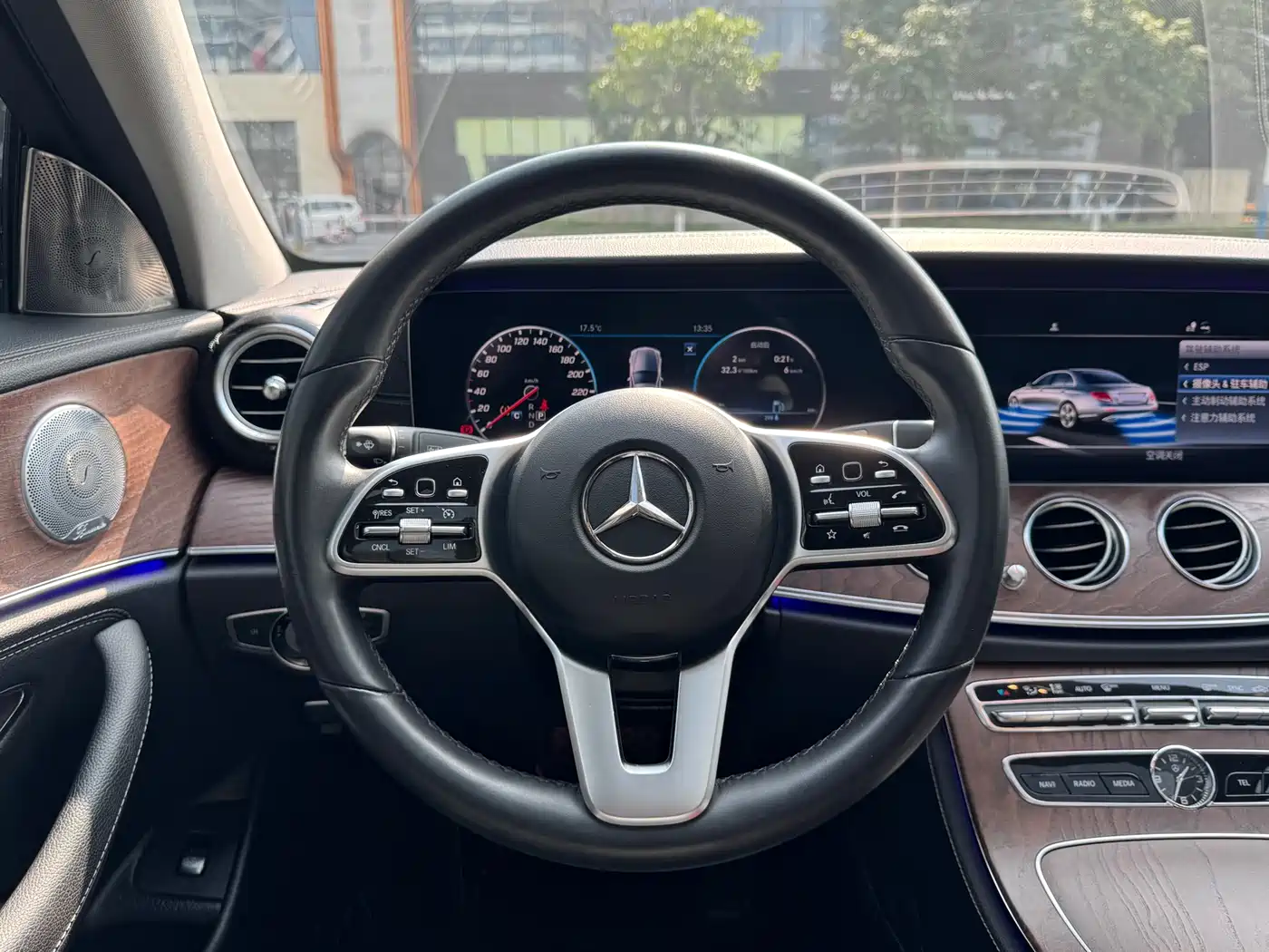 Mercedes-Benz E-Class 2019 Facelift E 300 L Luxury фото 12