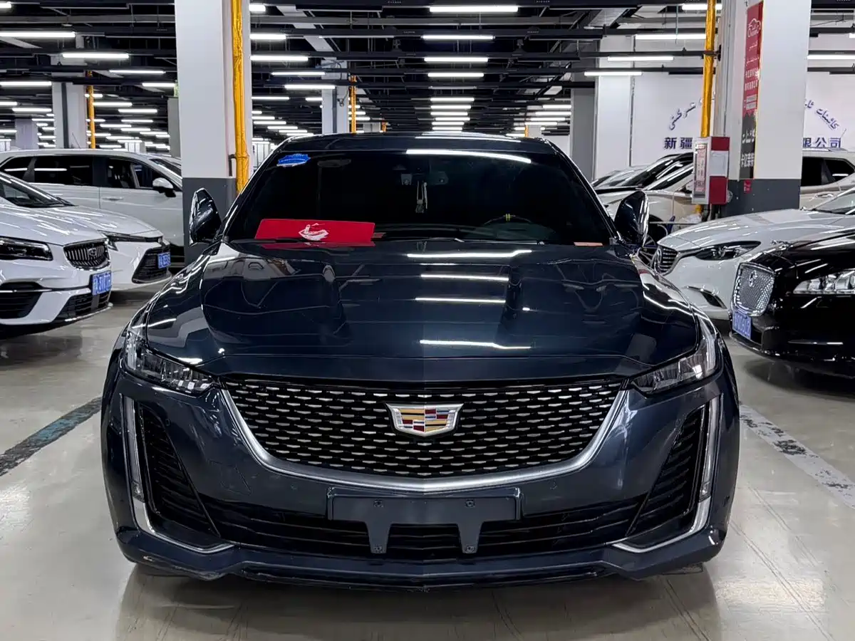 Фото 2 - Cadillac CT5