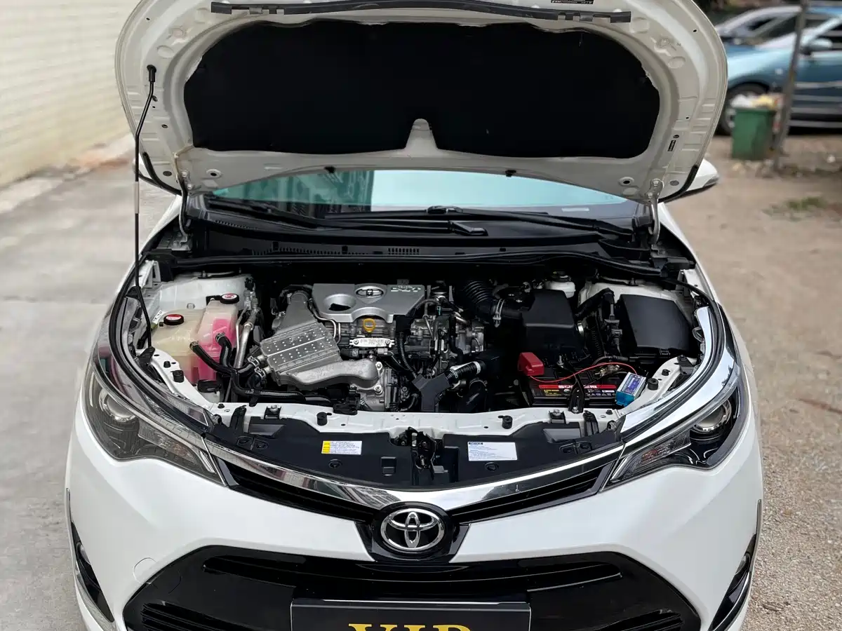 Toyota Levin 2018 185T CVT Luxury Edition фото 12