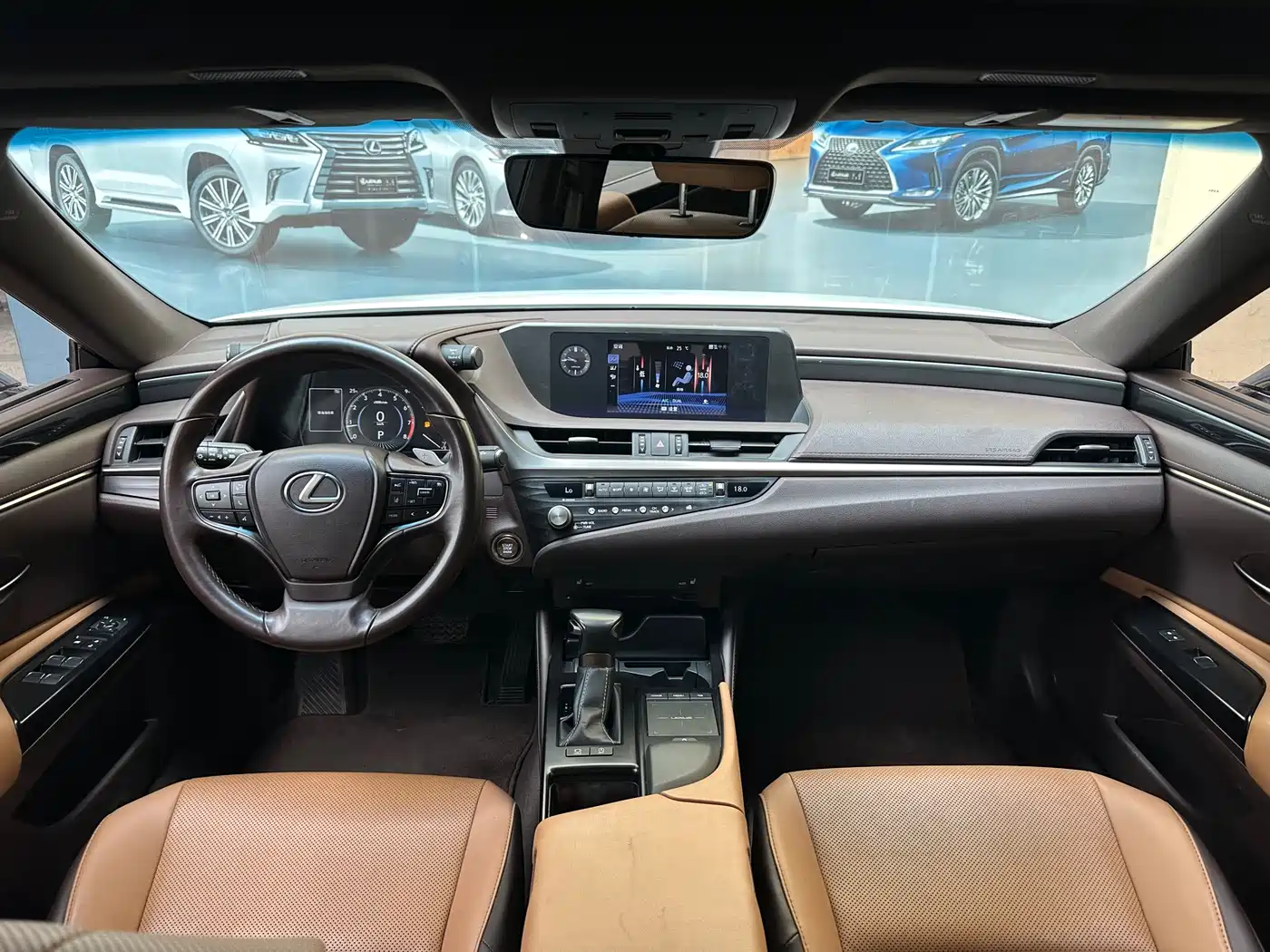 Lexus ES 2020 Model 260 Excellence Edition фото 16
