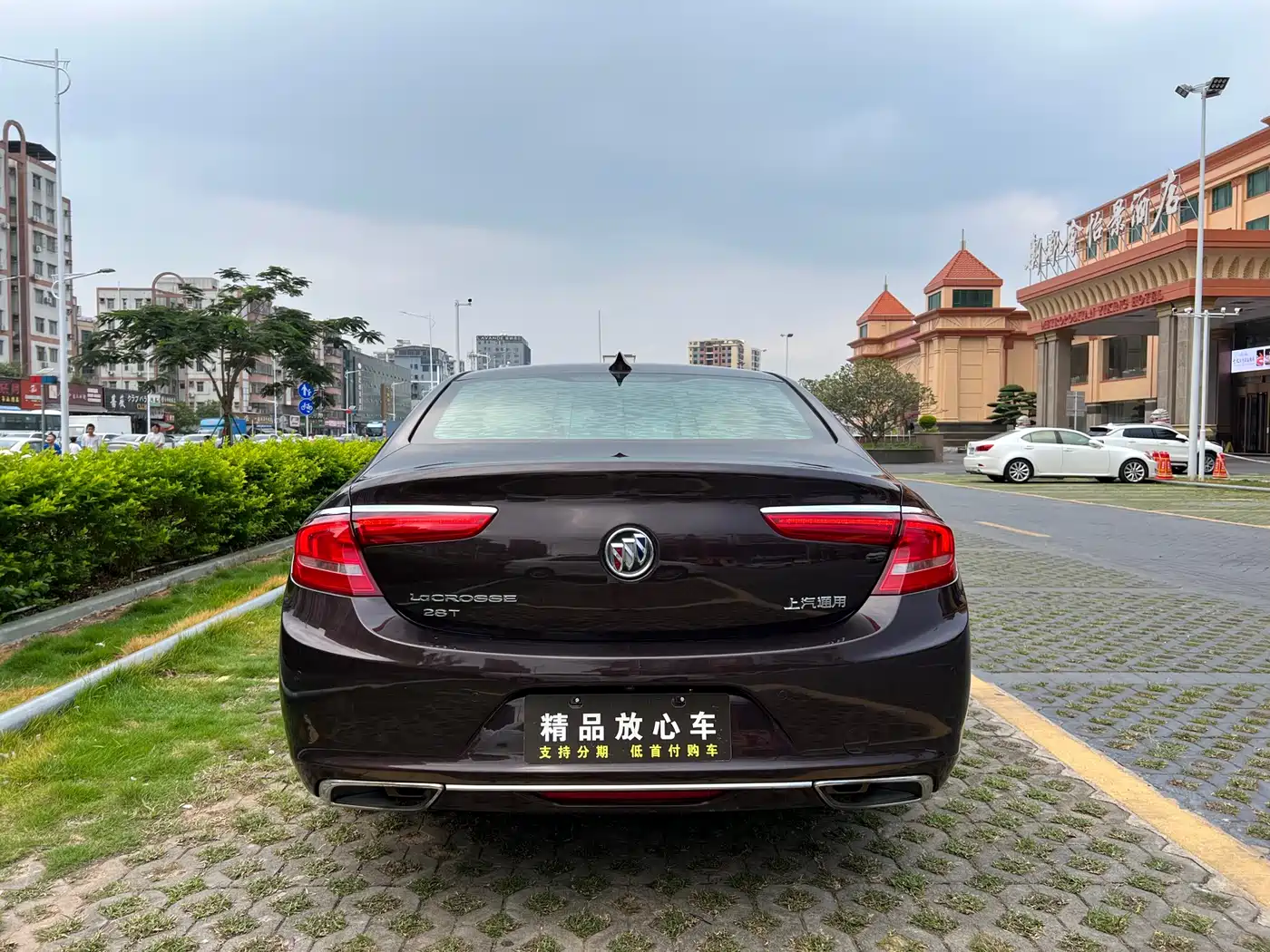 Buick LaCrosse 2016 Model 28T Luxury фото 5