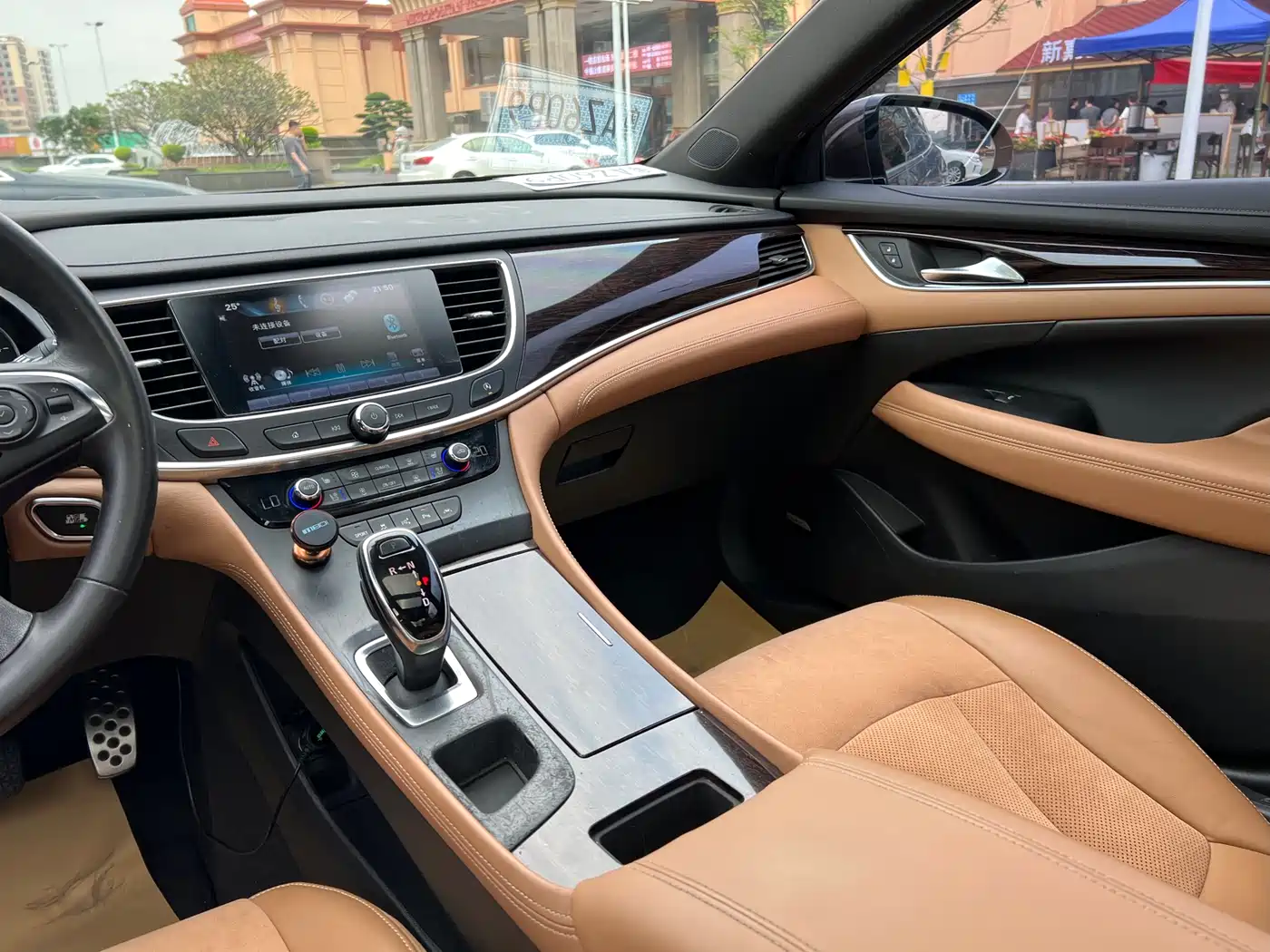 Buick LaCrosse 2016 Model 28T Luxury фото 16