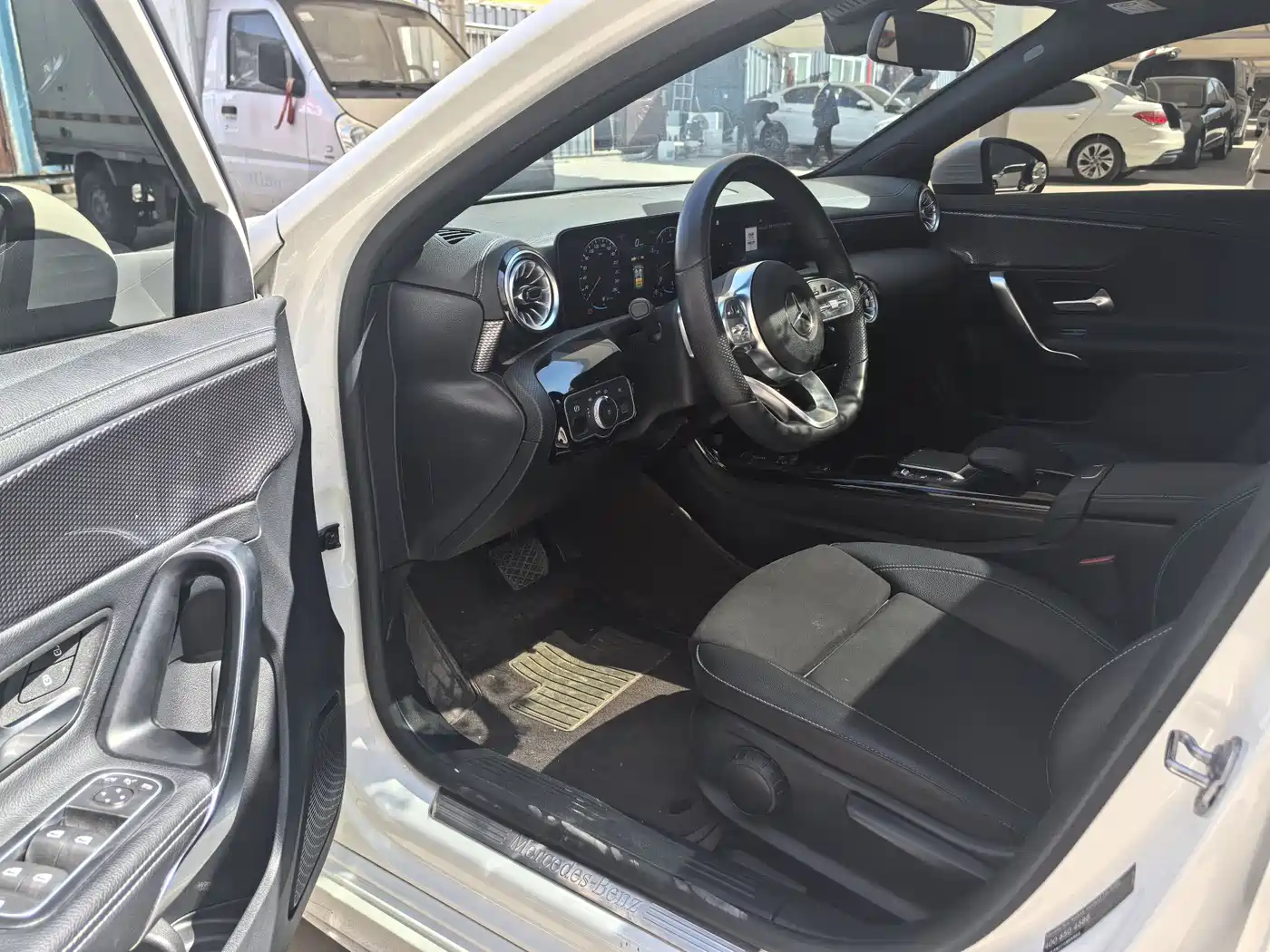 Mercedes-Benz A-Class 2022 Facelift II A 200 L Sport Sedan Fashion фото 4