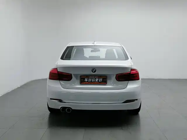 BMW 3 Series 2018 320Li Fashion Style — фото 4