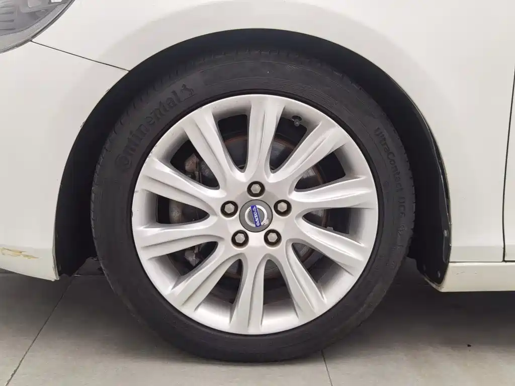 Volvo V40 2015 2015 1.6T Smart Comfort Edition