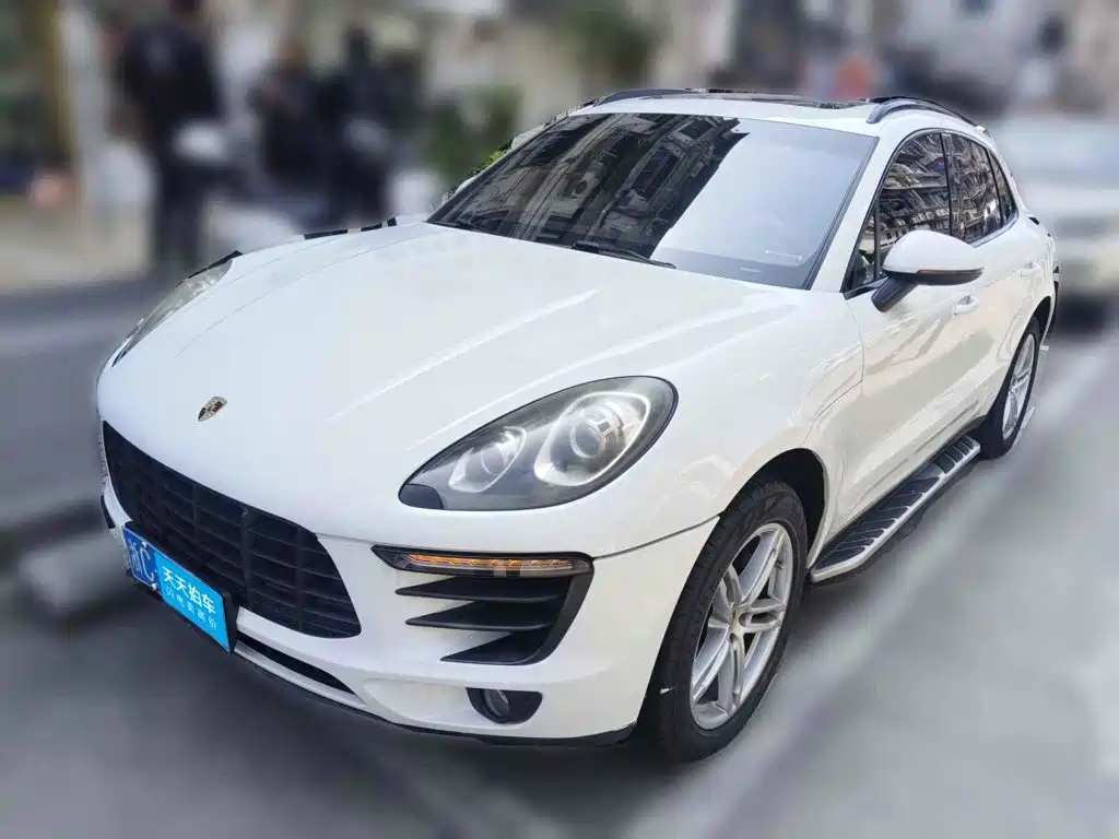 Фото 1 - Porsche Macan