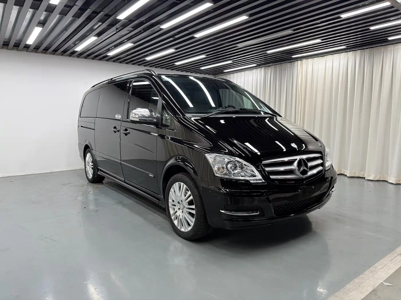 Mercedes-Benz Viano 2014 3.5L Excellence фото 3