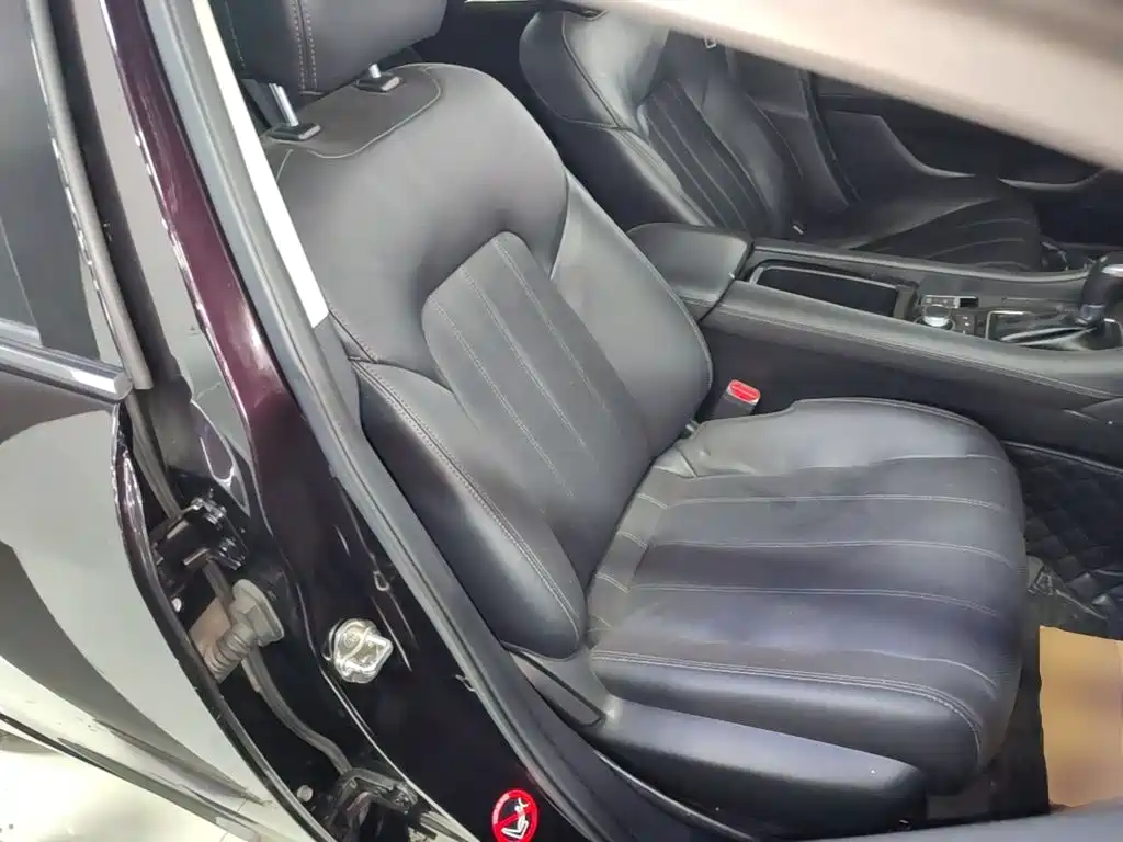 Photo 25 - Mazda Atenza