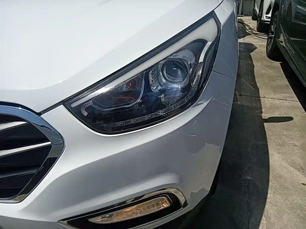 Hyundai Beijing Hyundai ix35 2015 2.0L Automatic 2WD Smart Type China IV фото 24