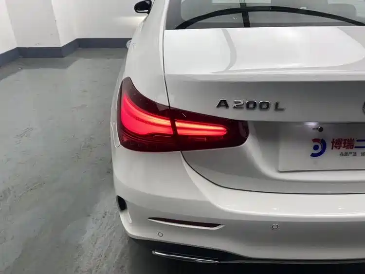 Mercedes-Benz A-Class 2023 A 200 L Dynamic фото 11