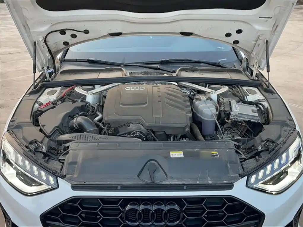 Audi A4L 2023 40 TFSI Luxury Sport фото 9