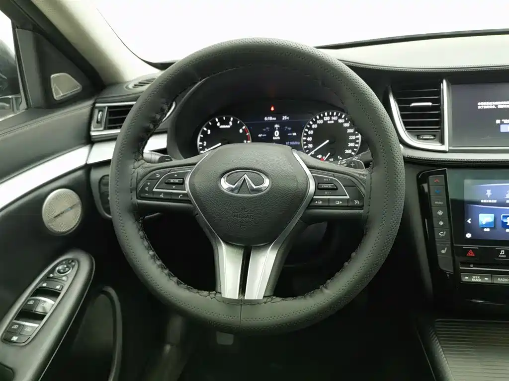 Infiniti QX50 2018 2.0T 4WD Elite Edition фото 11