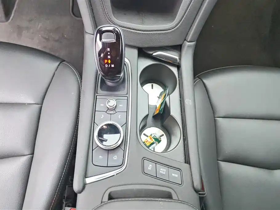Cadillac XT6 2022 2.0T 7-Seater 2WD Luxury Edition фото 16