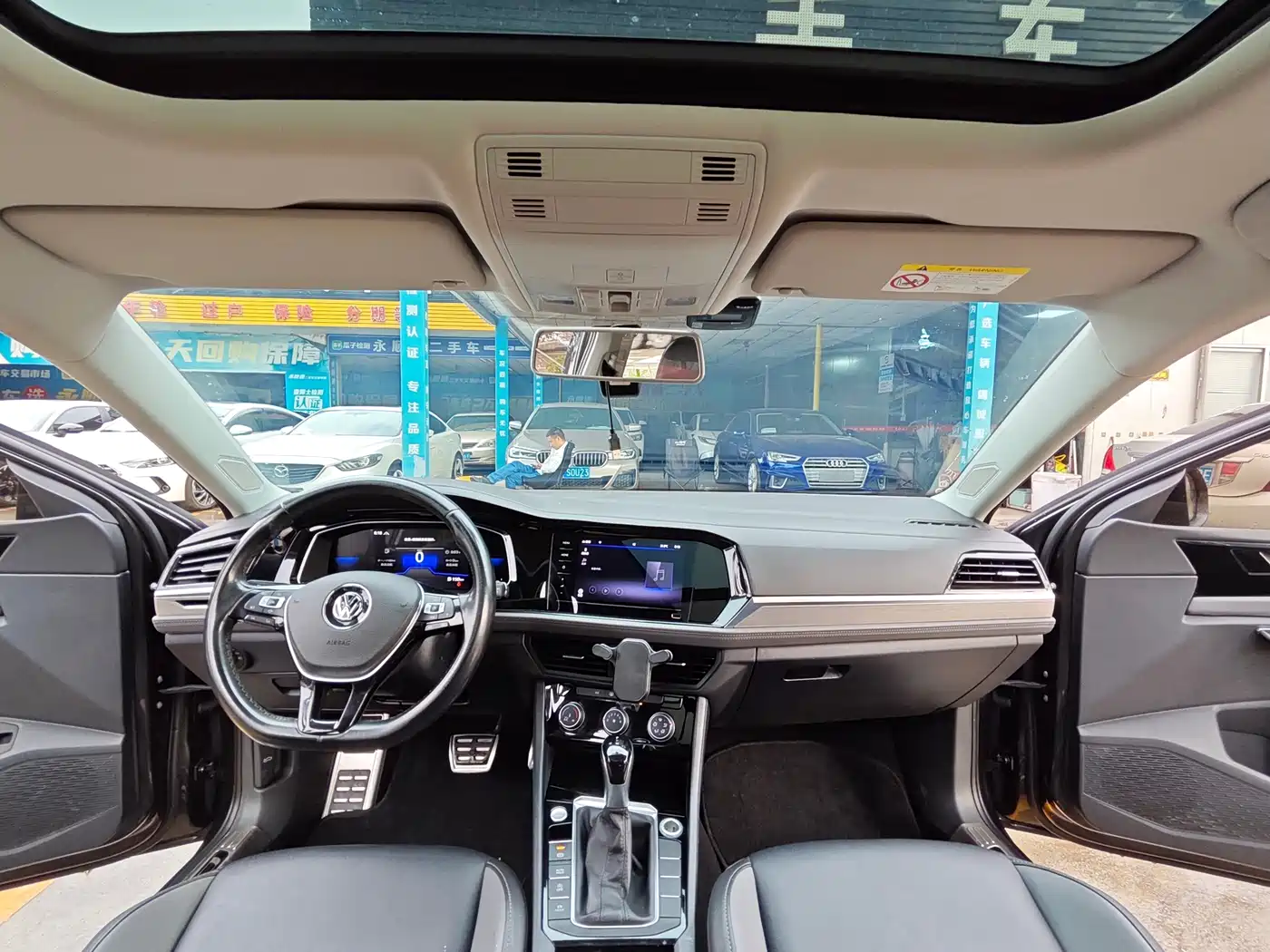 Volkswagen Sagitar 2021 280TSI DSG Comfort Smart Connect Edition фото 5