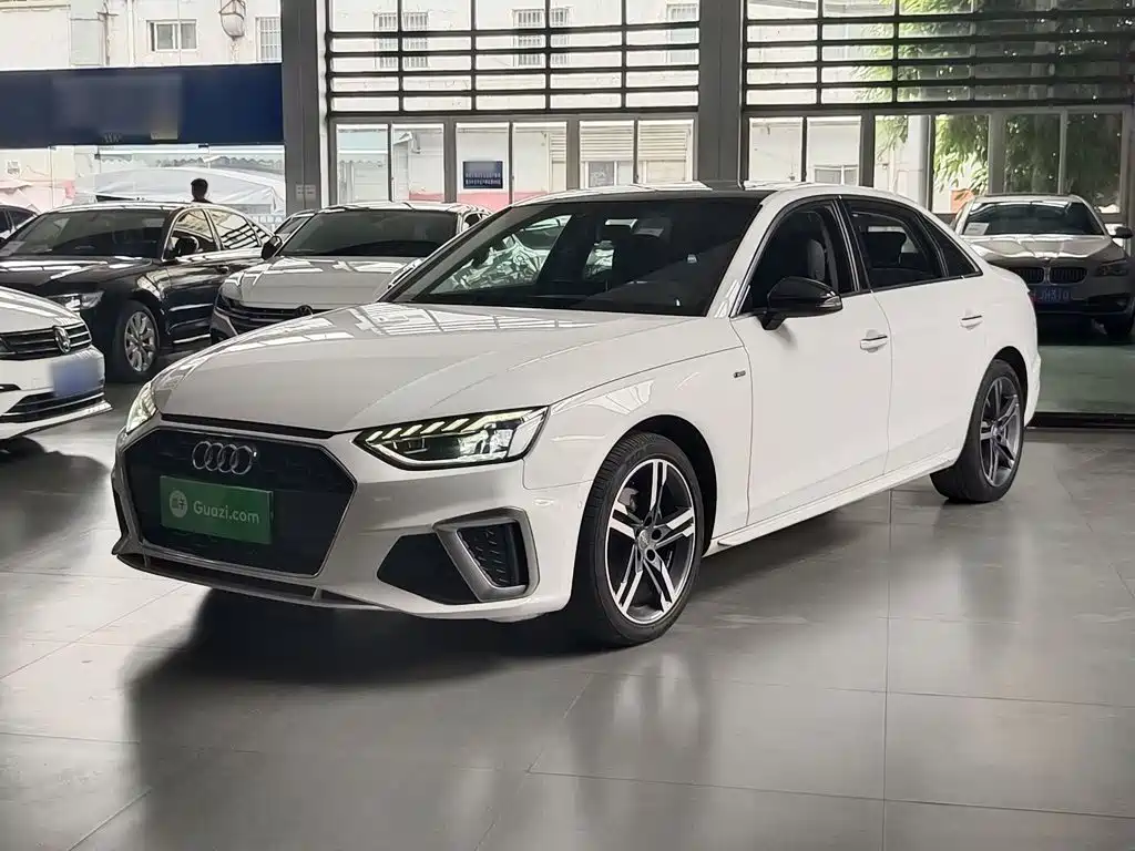 Audi A4L 2020 40 TFSI Luxury Dynamic