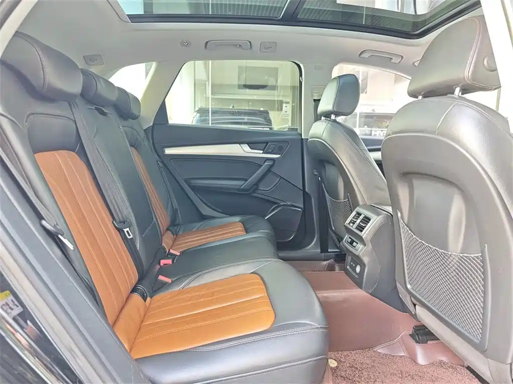 Audi Q5L 2020 40 TFSI Prestige Fashion фото 7