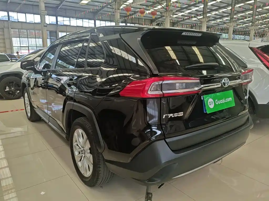Toyota Wildlander 2023 2022 Facelift 2.0L CVT 2WD Leading Edition